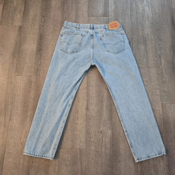 Levi's 505 Men's Cotton Jeans - Light Stonewash 38 X 30 Relaxed Straight - Picture 2 of 15